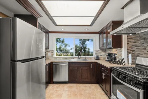 MLS: SR26187044