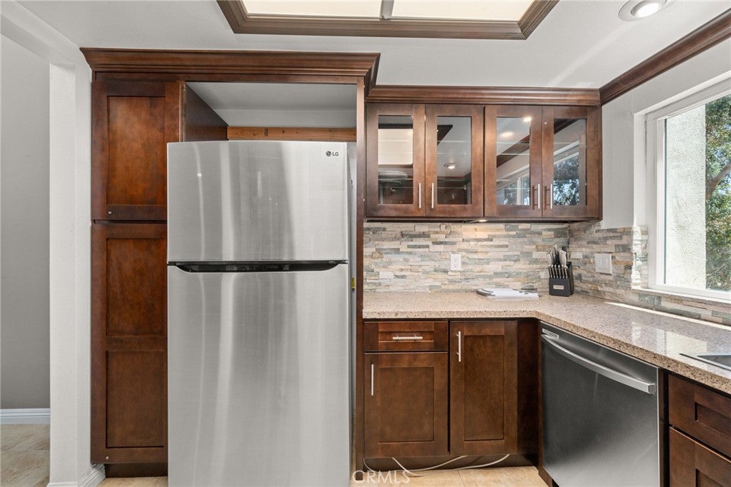 1710 Mountain Terrace