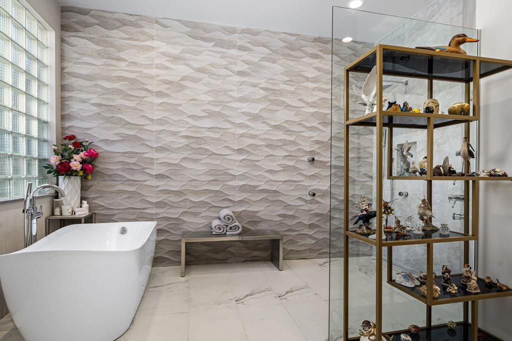 La Residence - Residential