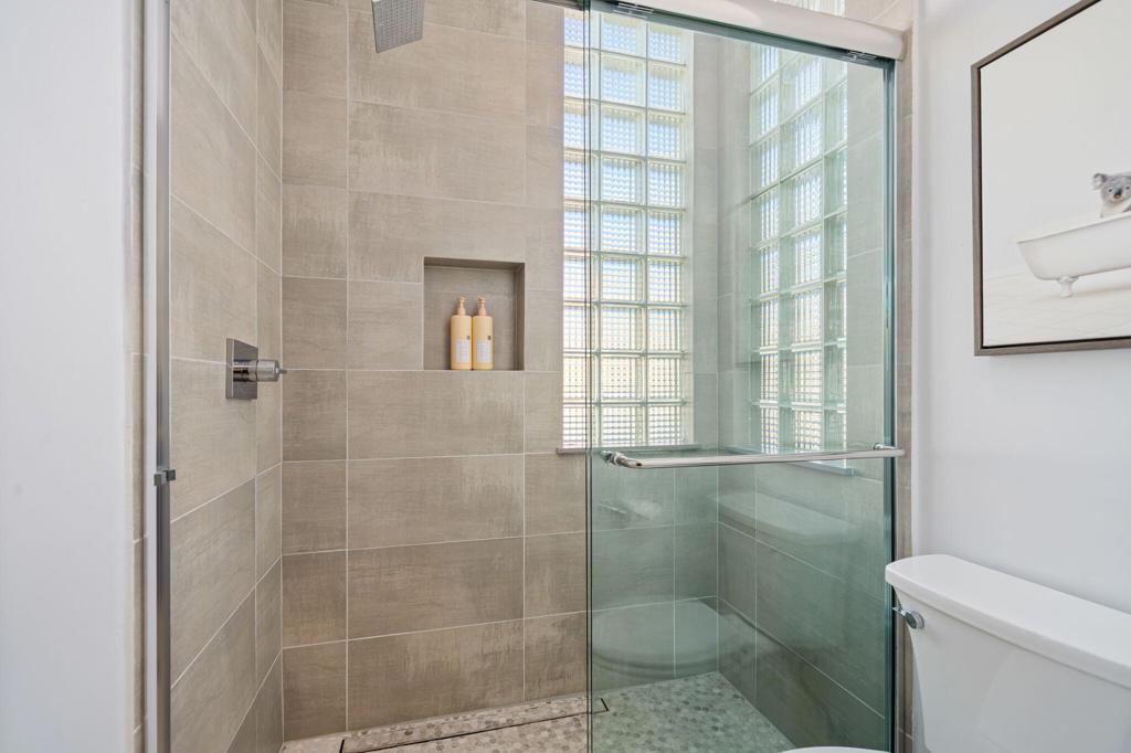 La Residence - Residential