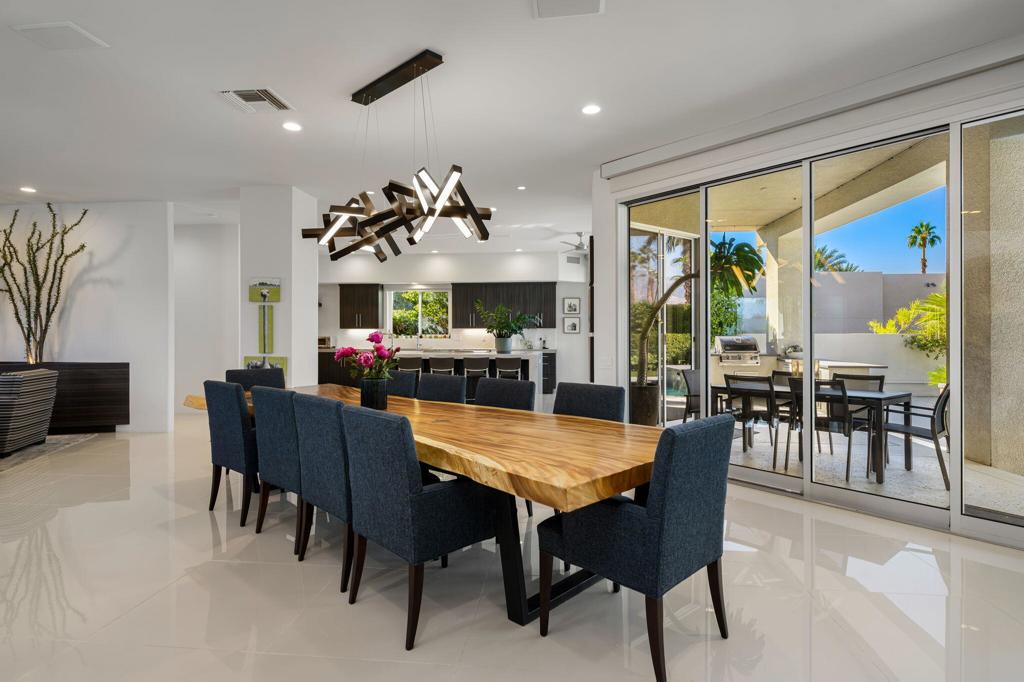 La Residence - Residential