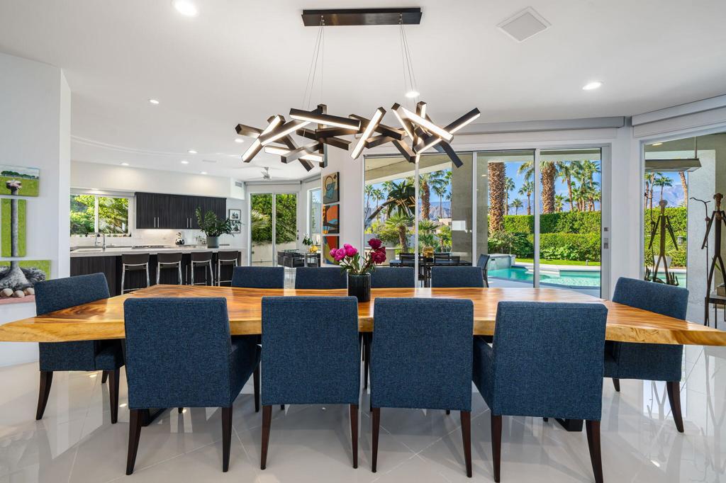 La Residence - Residential