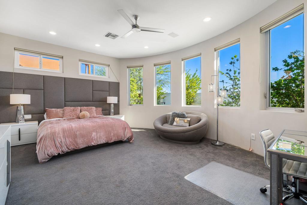 La Residence - Residential