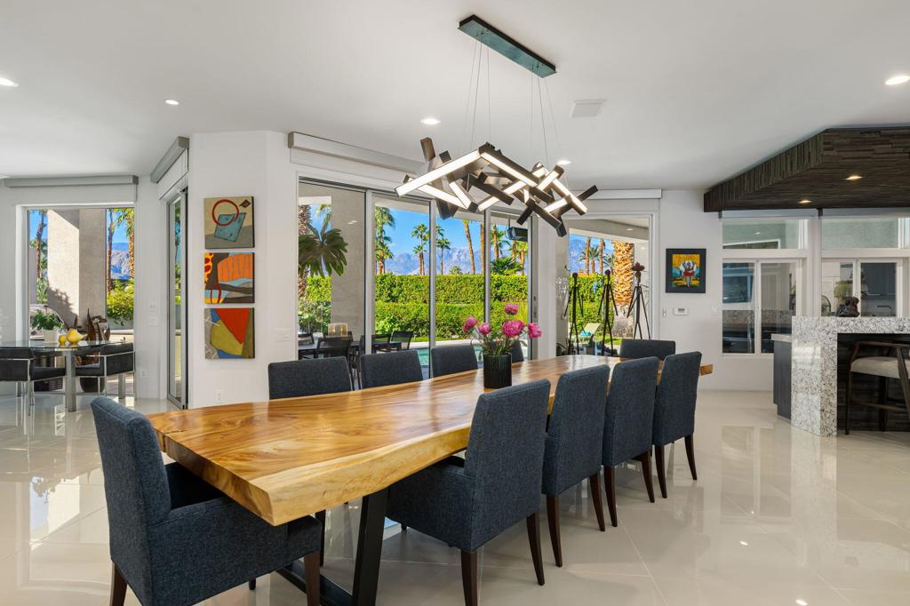 La Residence - Residential