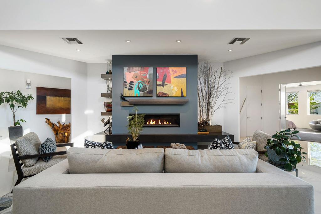 La Residence - Residential