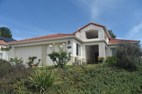 Photo of 5436 Fairgreen Way, Bonsall, CA 92003 (MLS # NDP2603821)