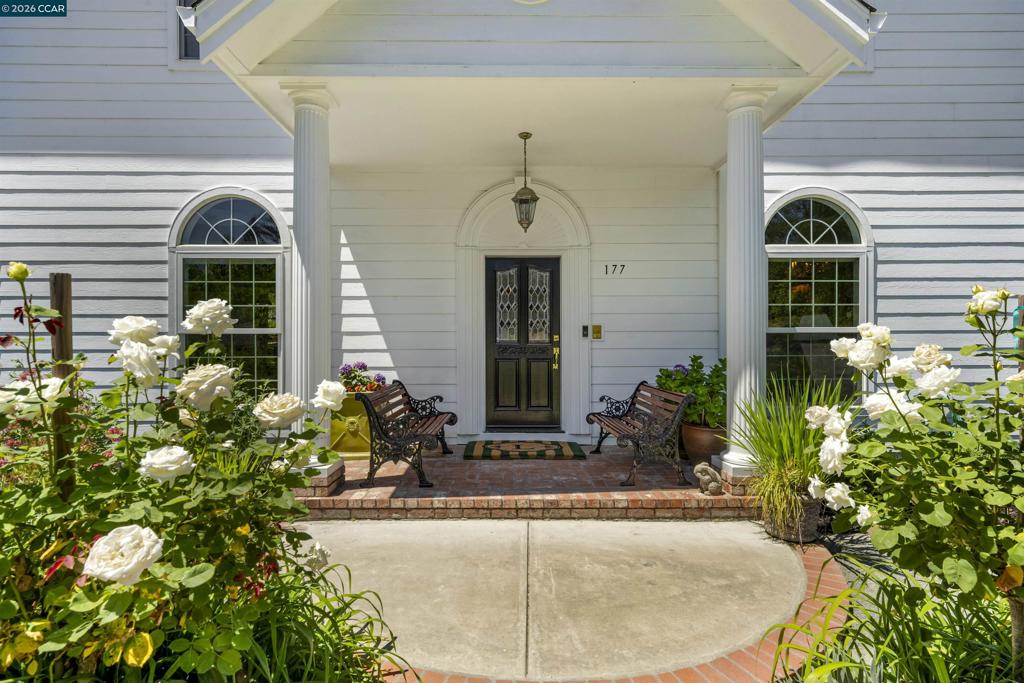 177 Oak Road