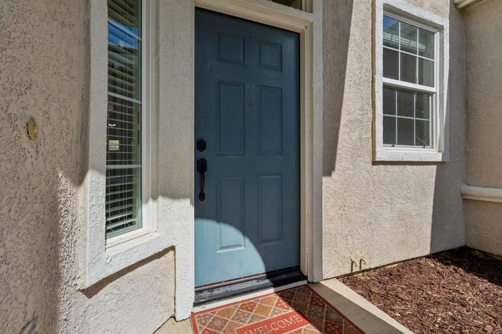 657 Prince Albert Way