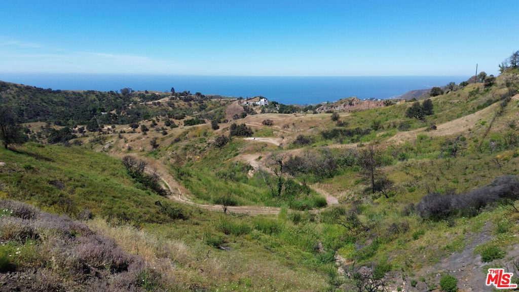 Properties 1 2460 Tuna Canyon