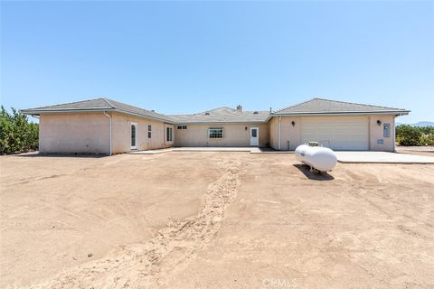 8181 Daisy Road Oak Hills CA 92344