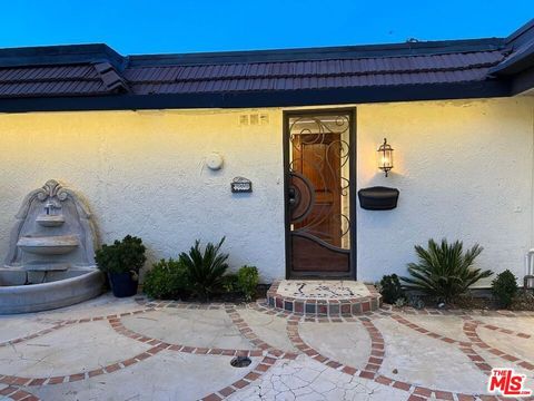 Photo of 4532 Park Monaco #B, Calabasas, CA 91302 (MLS # 26648887)