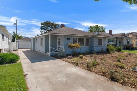 Photo of 524 N Florence, Burbank, CA 91505 (MLS # BB26083433)
