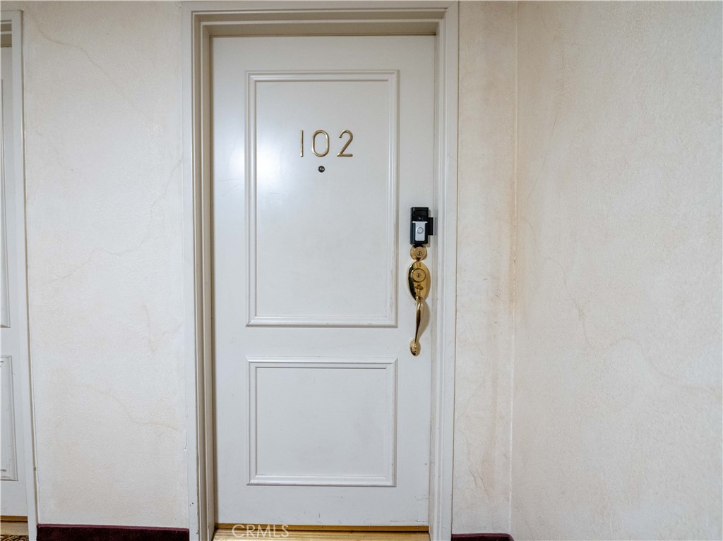 5050 Coldwater Canyon 102