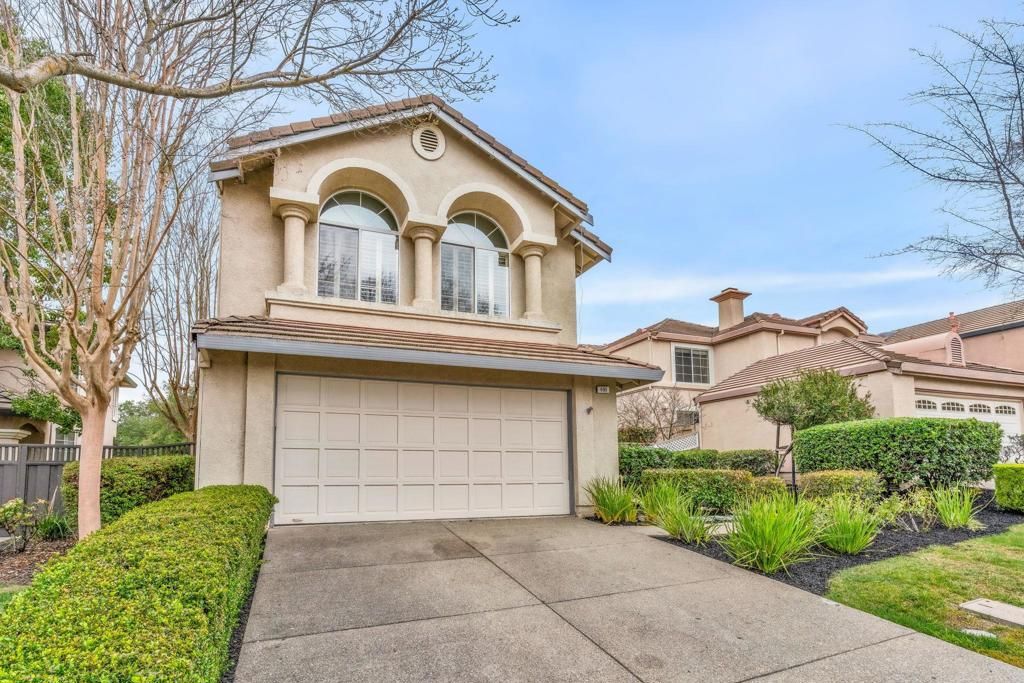 Photo of 690 690 Glasgow Cir Cir, Danville, CA 94526 (MLS # 41123666)