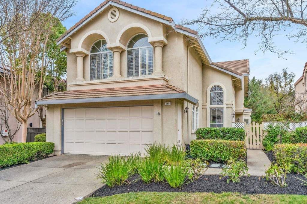 Photo of 690 690 Glasgow Cir Cir, Danville, CA 94526 (MLS # 41123666)