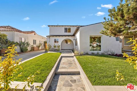 Photo of 4309 Sutro Avenue, Los Angeles, CA 90008 (MLS # 25625795)