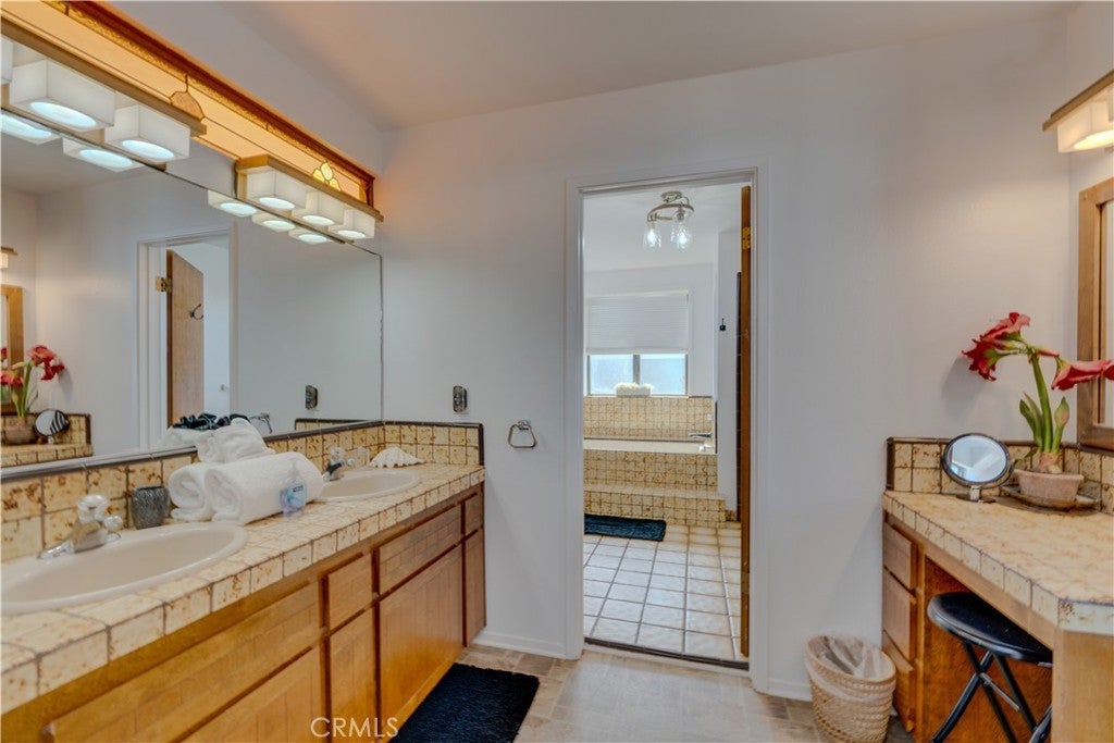 1612 Strand