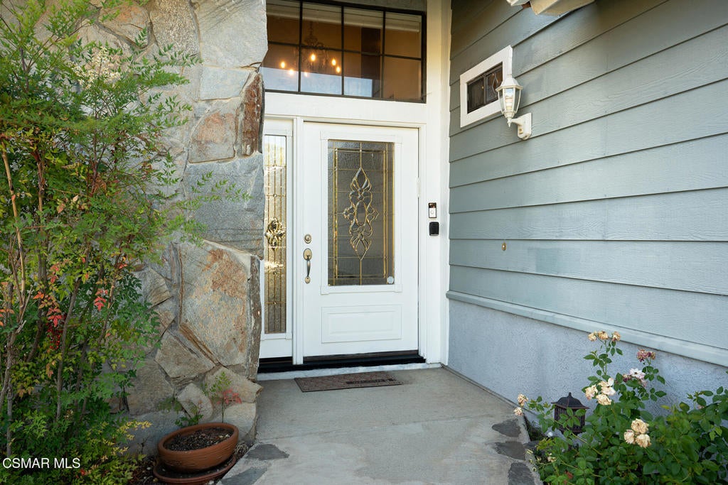 5335 Alfonso Drive, Agoura Hills CA 91301