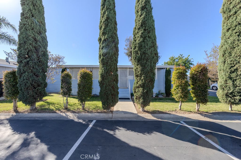 5815 E La Palma Ave 82