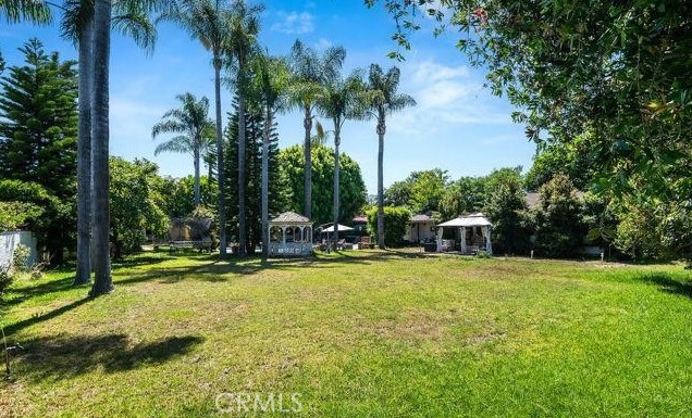 Properties 2 4645 Ledge Avenue