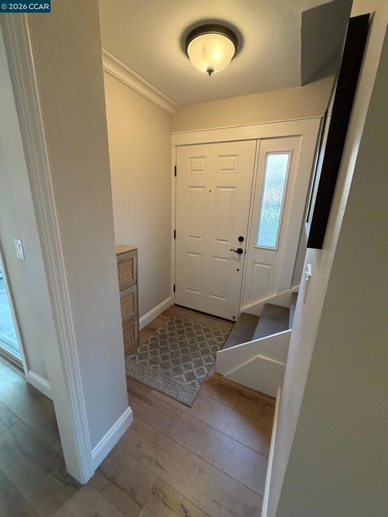 1827 Holland Dr