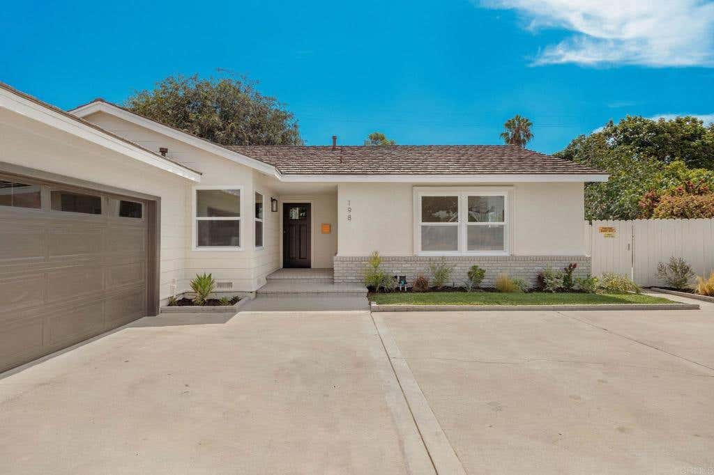 Photo of 198 N Siesta St ST, Anaheim, CA 92801 (MLS # PTP2606261)