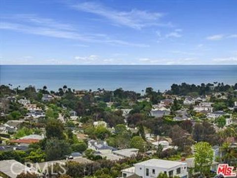 16531 Las Casas Place Pacific Palisades CA 90272