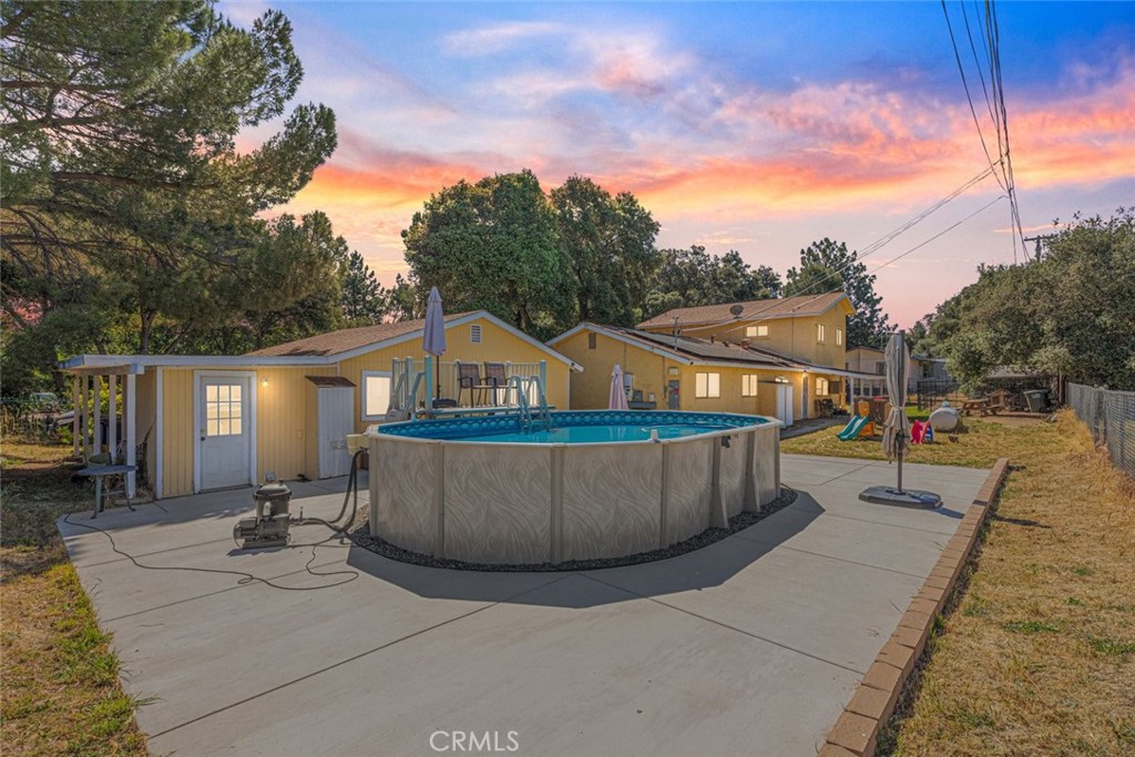 2424 Cypress