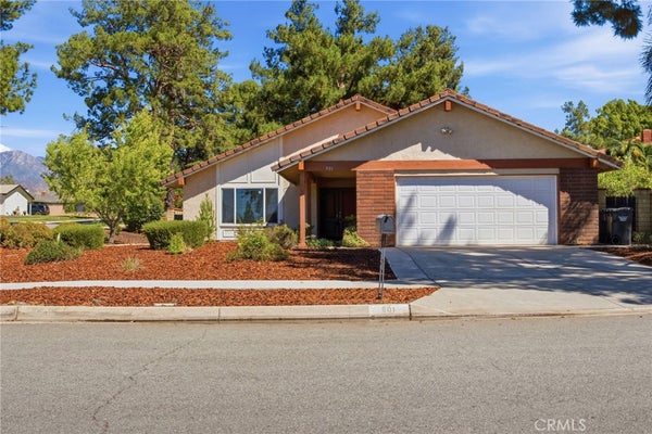 901 LYTLE ST, REDLANDS, CA 92374 - Image d300f4e31fc79428761b57d2da8dea85/1304513694