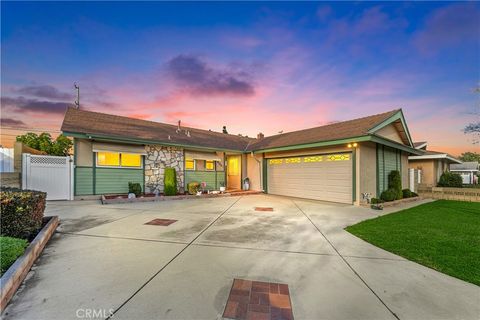 Photo of 5361 Trinette Ave Ave, Garden Grove, CA 92845 (MLS # PW25267132)