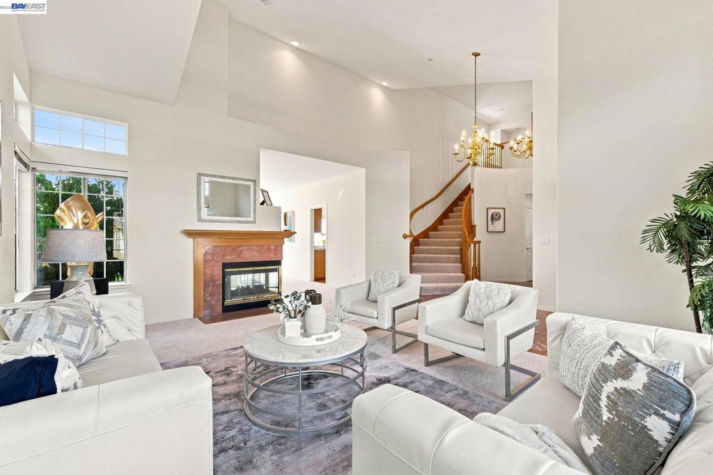 28225 Fox Hollow Dr
