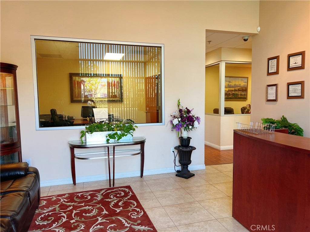 1115 S Grove Avenue 102