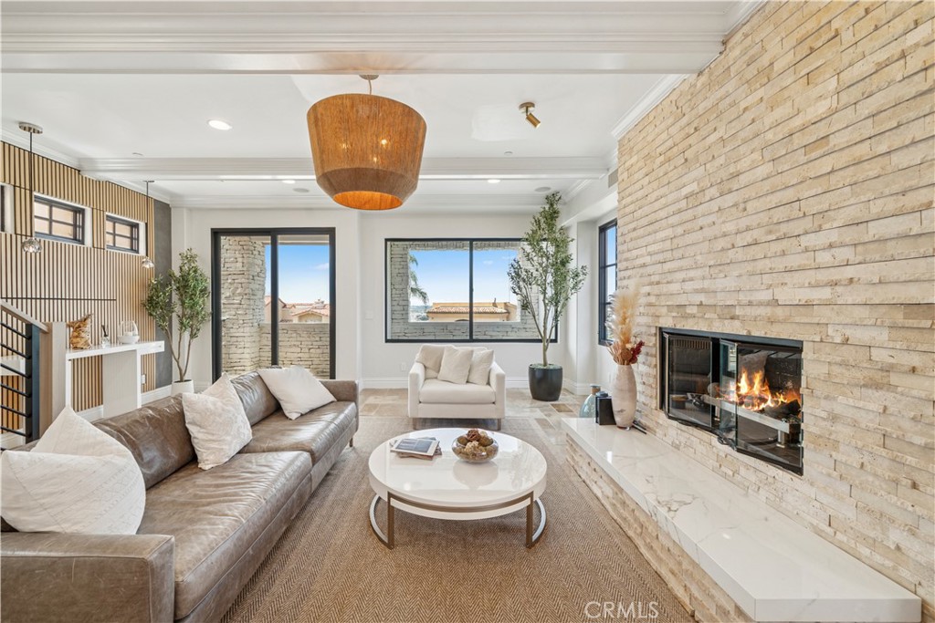 Corona del Mar South of PCH (CDMS) - Residential Lease