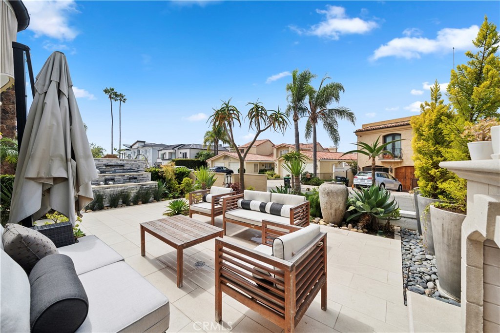 Corona del Mar South of PCH (CDMS) - Residential Lease