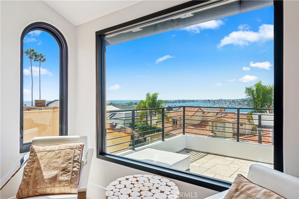Corona del Mar South of PCH (CDMS) - Residential Lease