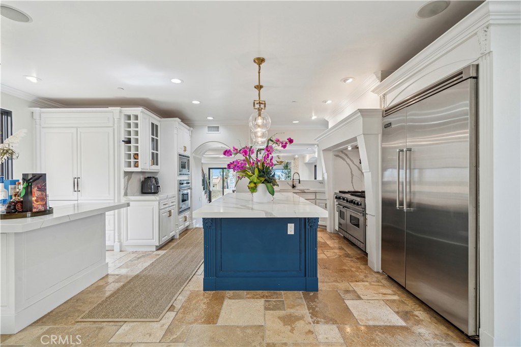 Corona del Mar South of PCH (CDMS) - Residential Lease