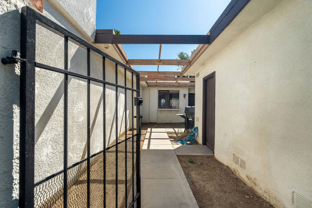 91 Calle Encinitas