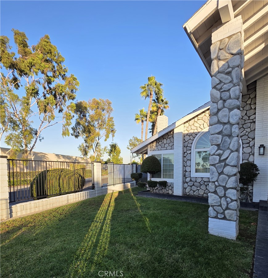 1200 Maple Tree Court