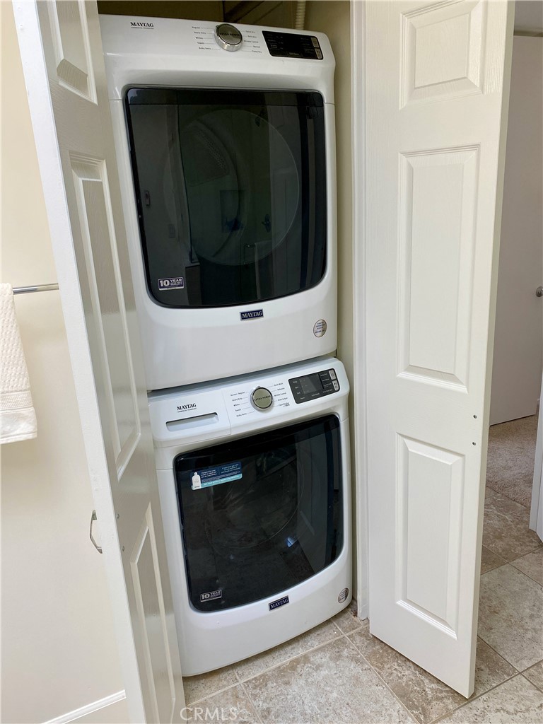 1241 Knollwood Rd, M4 46E