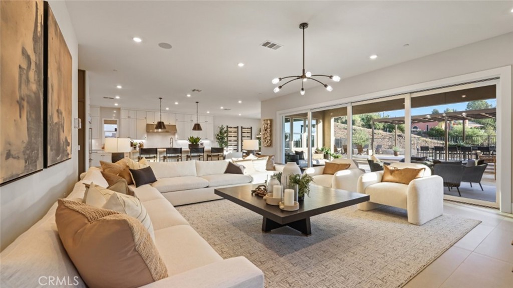 Cielo Vista - Residential