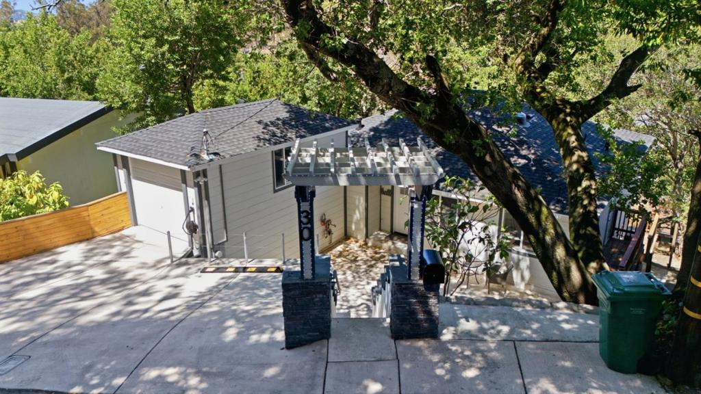 30 Fair Drive