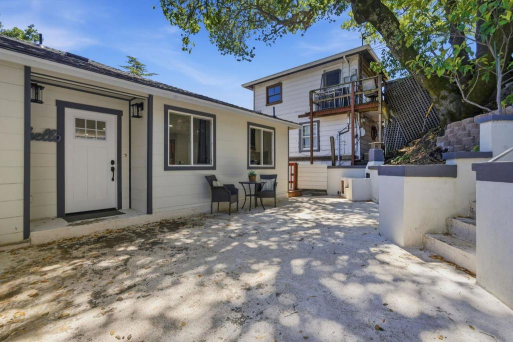 30 Fair Drive