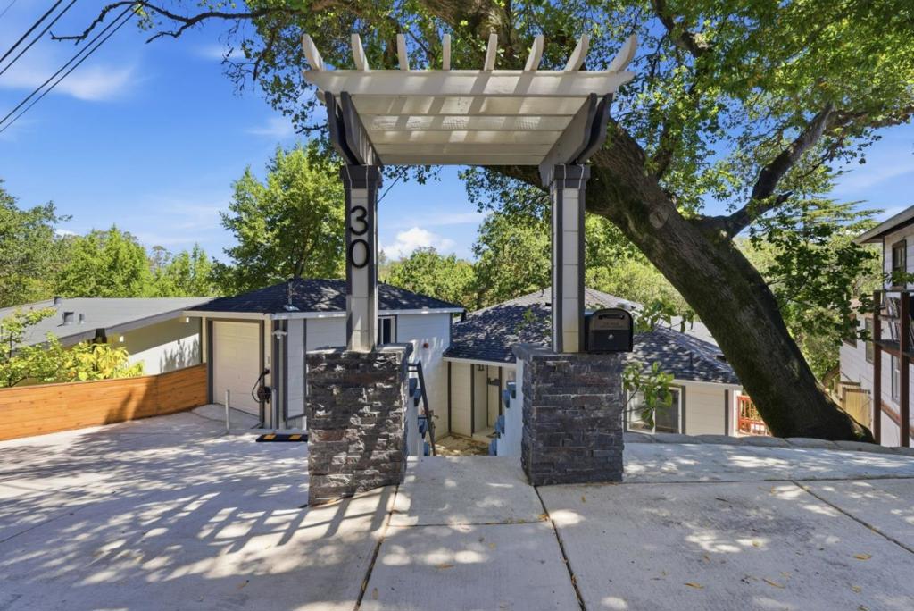 30 Fair Drive