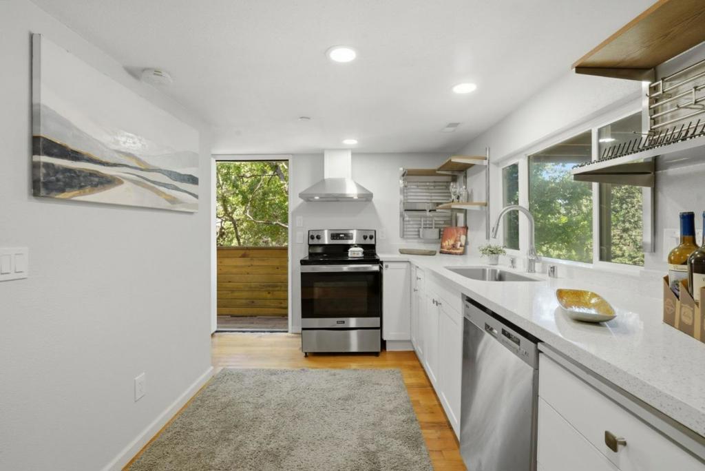30 Fair Drive