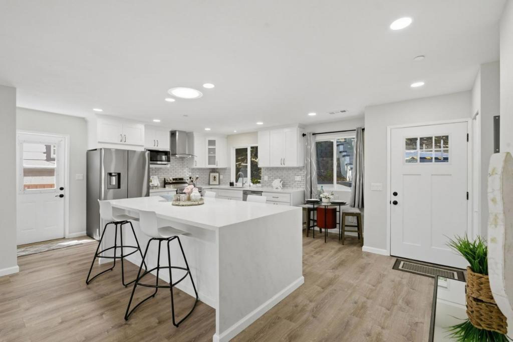 30 Fair Drive