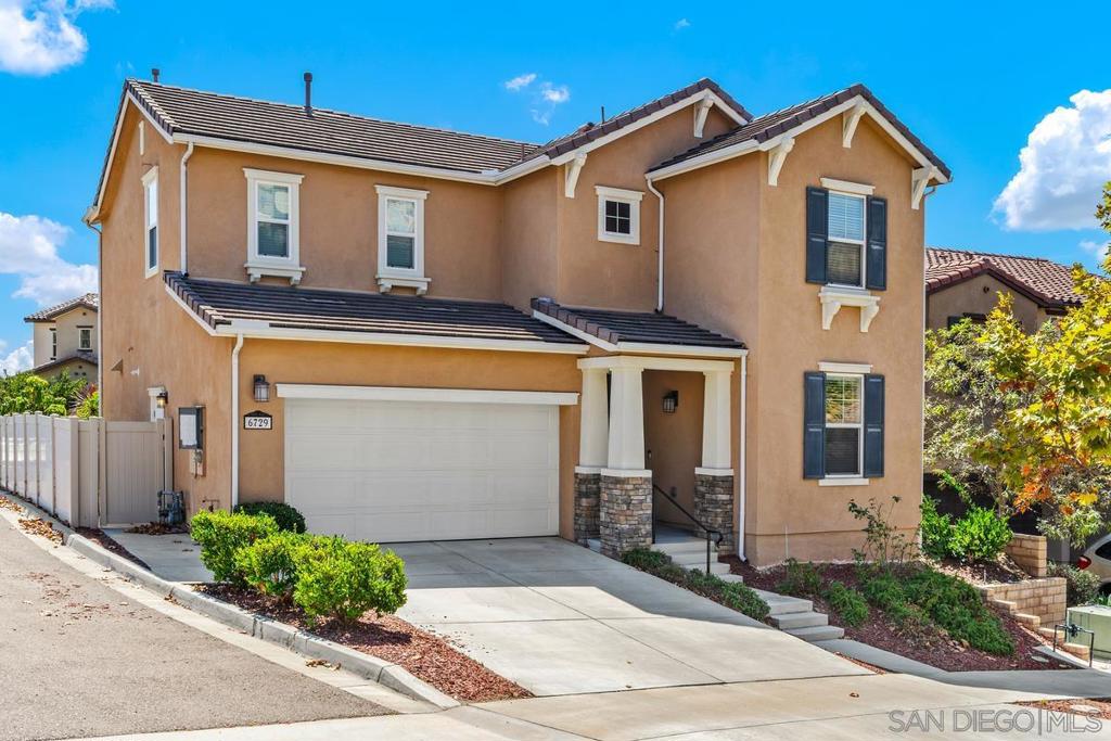 6729 Golden Glen