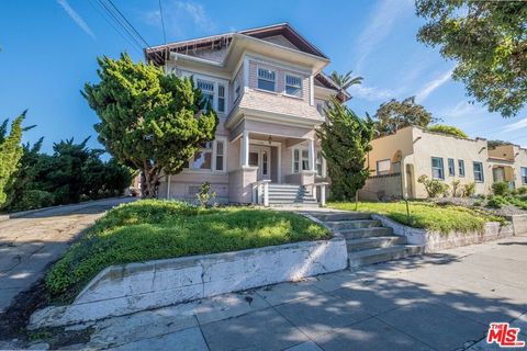 Photo of 108 N Broadway #4, Redondo Beach, CA 90277 (MLS # 26839461)