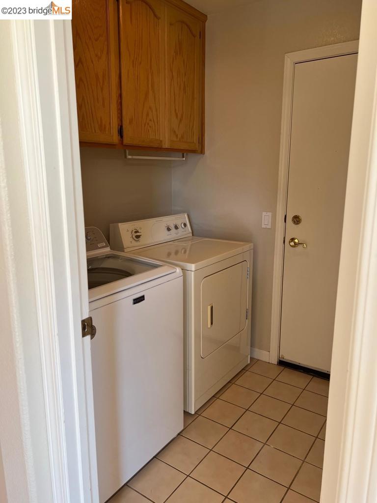 SUMMERSET - Residential Lease