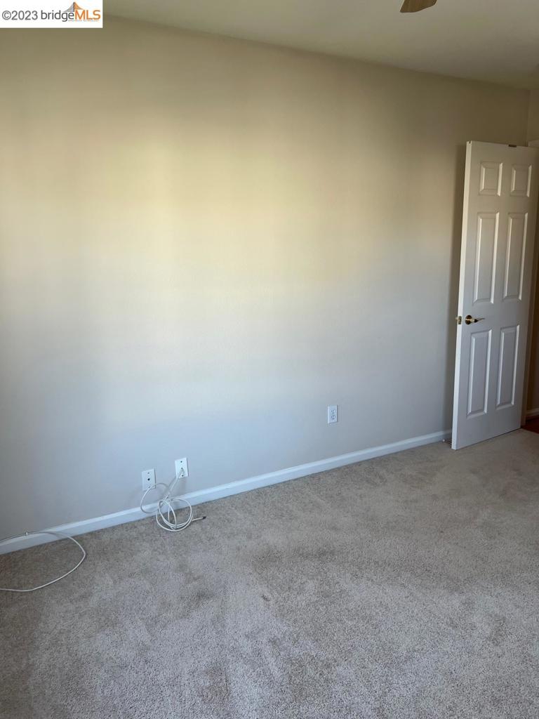 SUMMERSET - Residential Lease