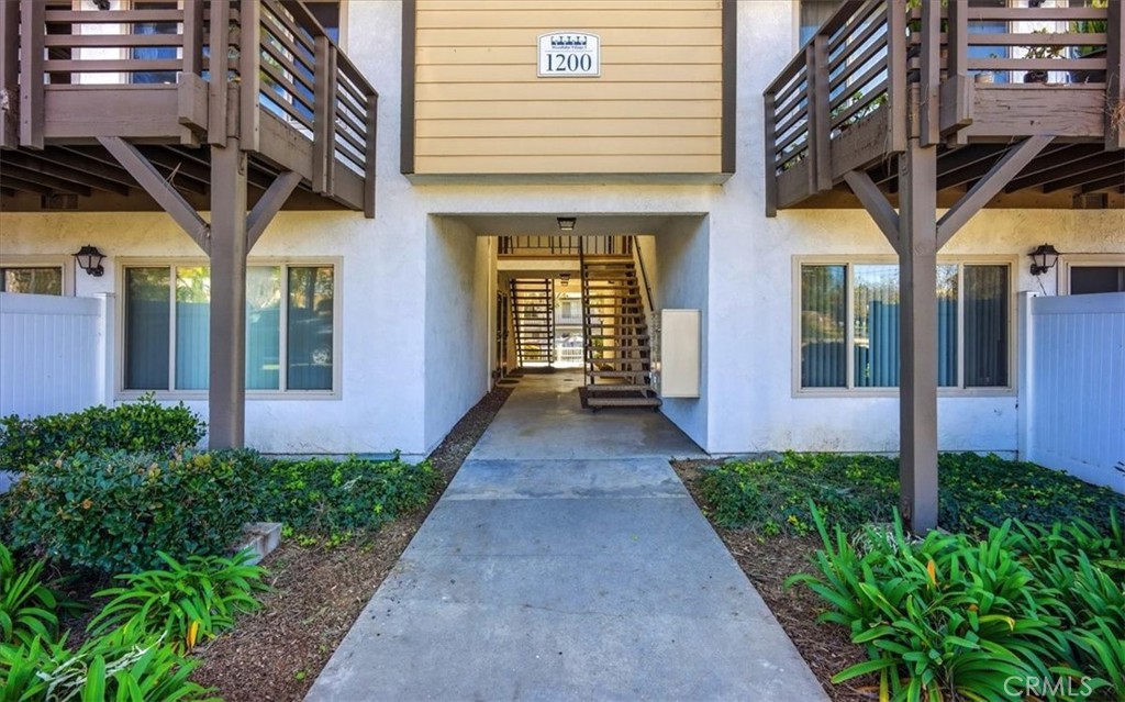 1200 W Lambert Rd, Unit 24